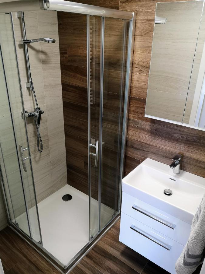 U Kralika, Apartman E, 50M Od Lanovky A Bobove Drahy, Parkovani Zdarma Dolní Morava Eksteriør bilde