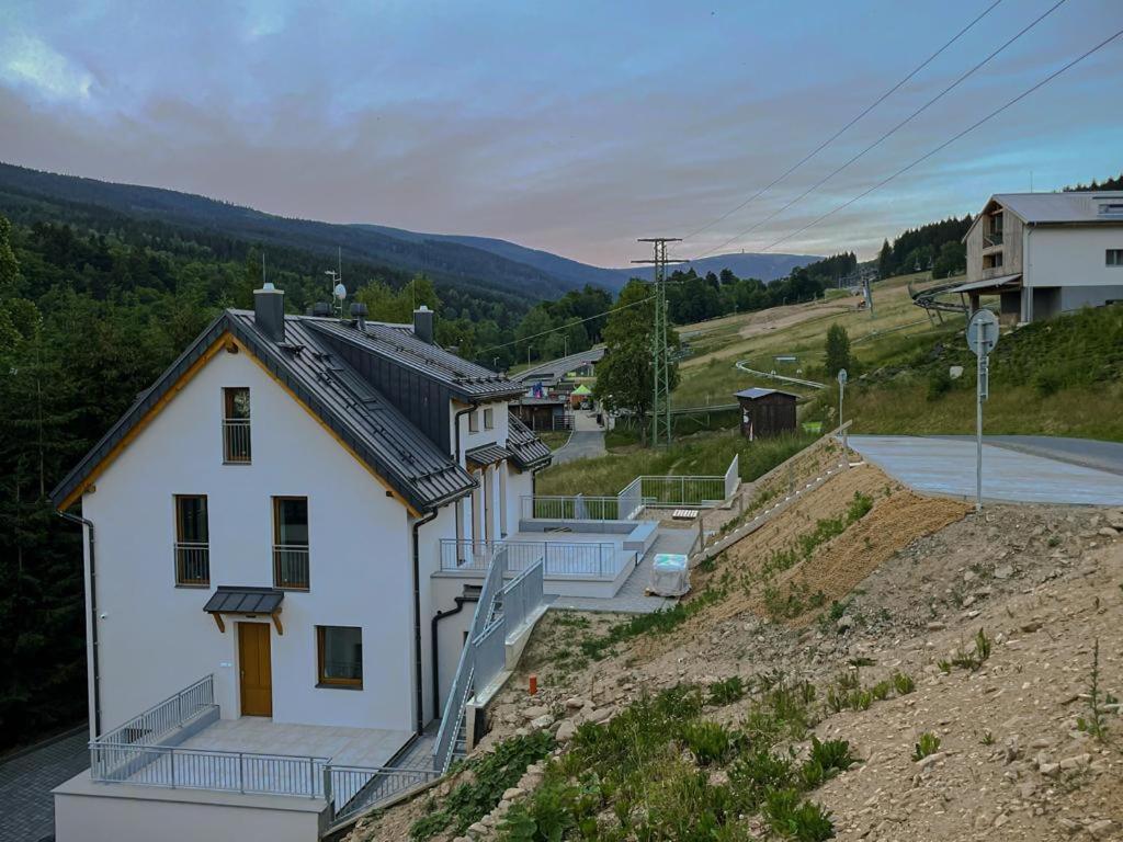 U Kralika, Apartman E, 50M Od Lanovky A Bobove Drahy, Parkovani Zdarma Dolní Morava Eksteriør bilde