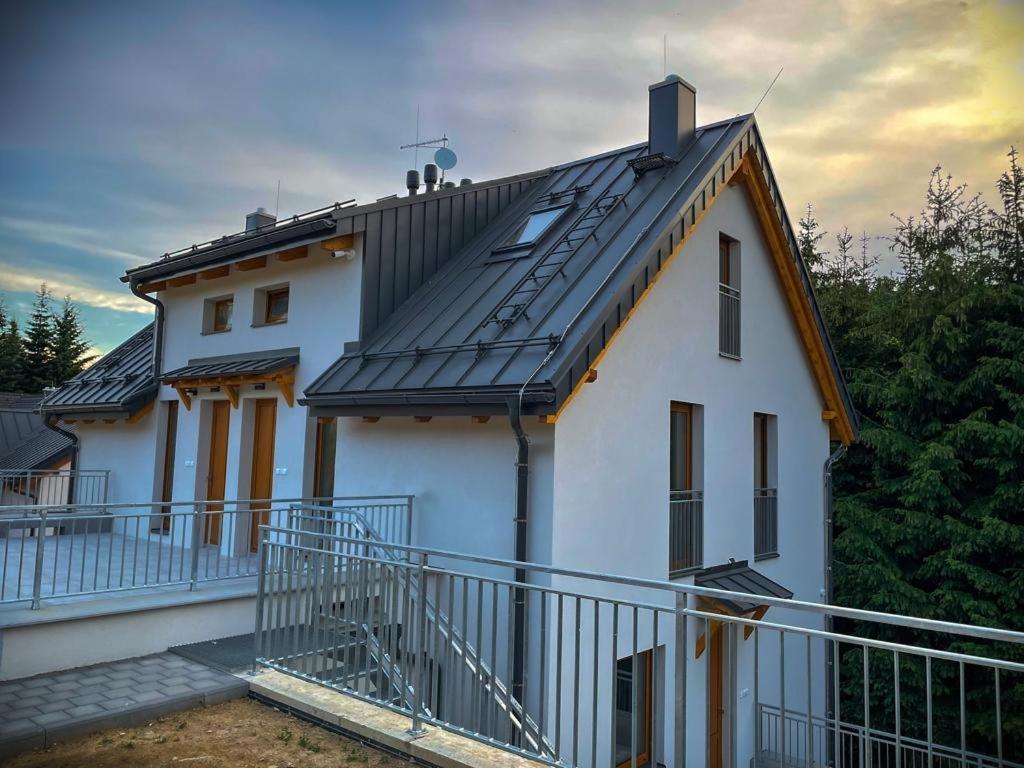 U Kralika, Apartman E, 50M Od Lanovky A Bobove Drahy, Parkovani Zdarma Dolní Morava Eksteriør bilde